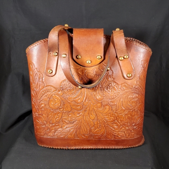 Hand Tooled Bucket Purse - Picture 2 of 13